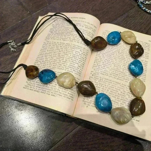 Vintage large  chunky stone blue brown beige necklace - Picture 7 of 7